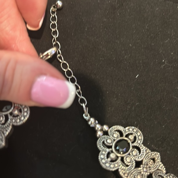 Adjustable choker!  Fun for summer! - Picture 4 of 4